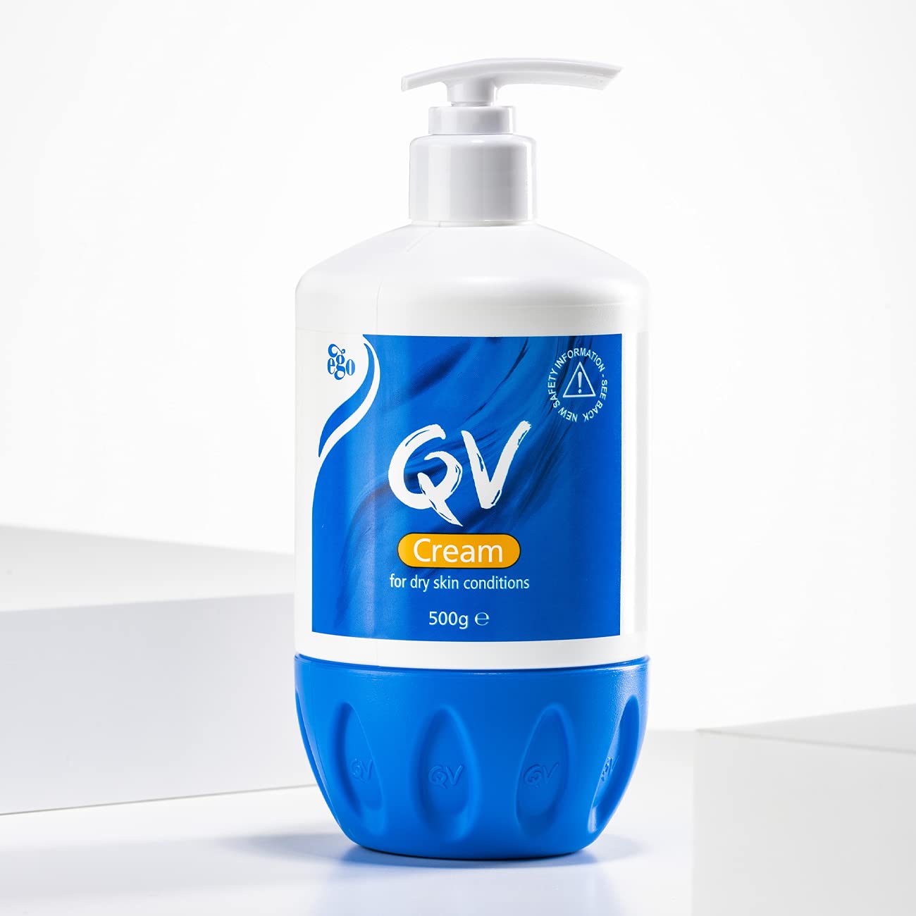 کرم مرطوب کننده کیو وی QV